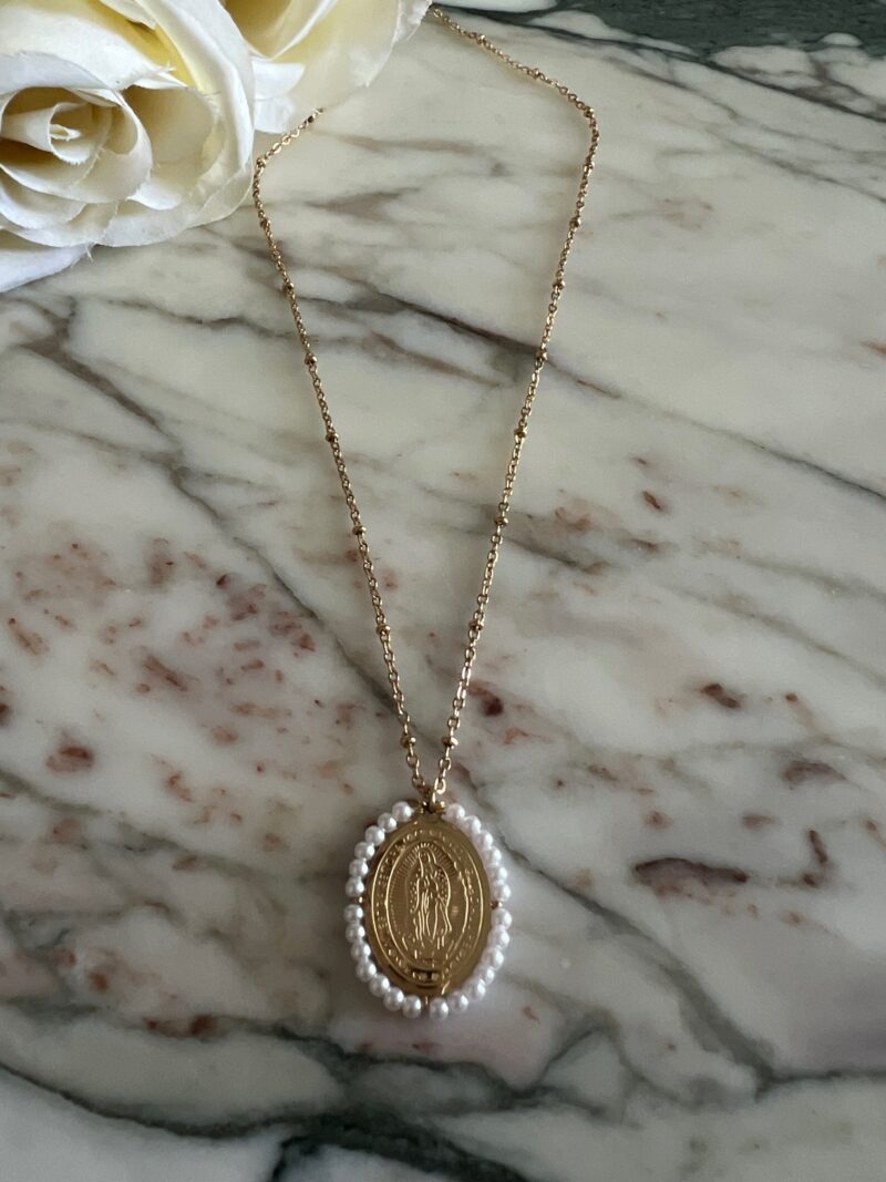 Collar medalla María